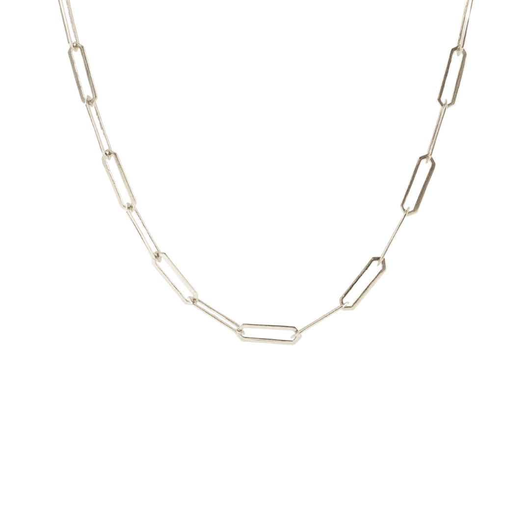 Luxe Poise Oval Necklace