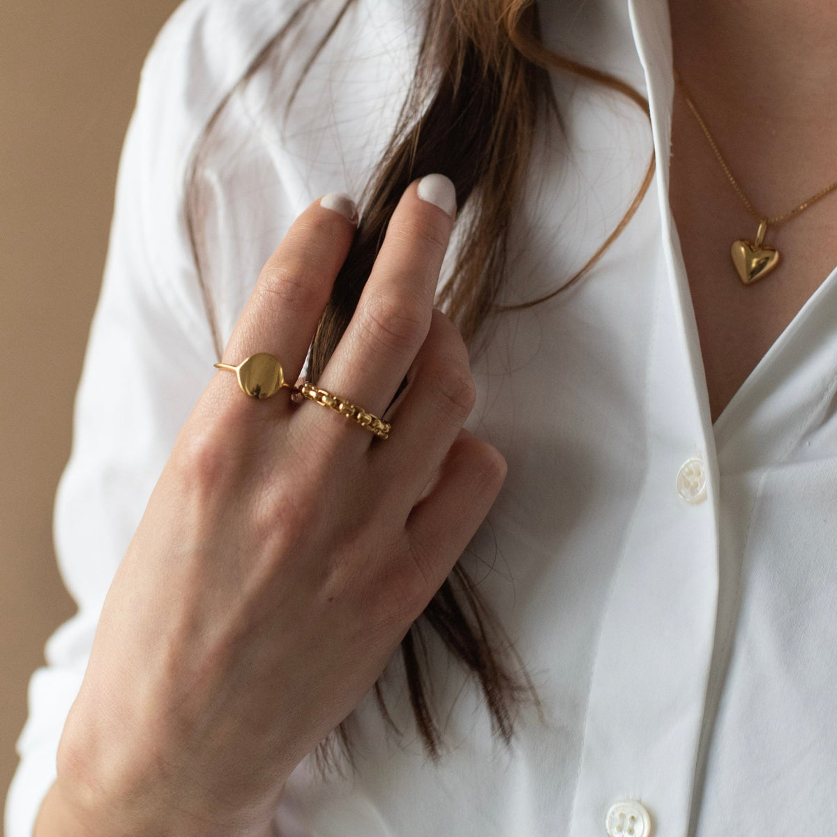 Poise Oval Signet RIng - SO PRETTY CARA COTTER