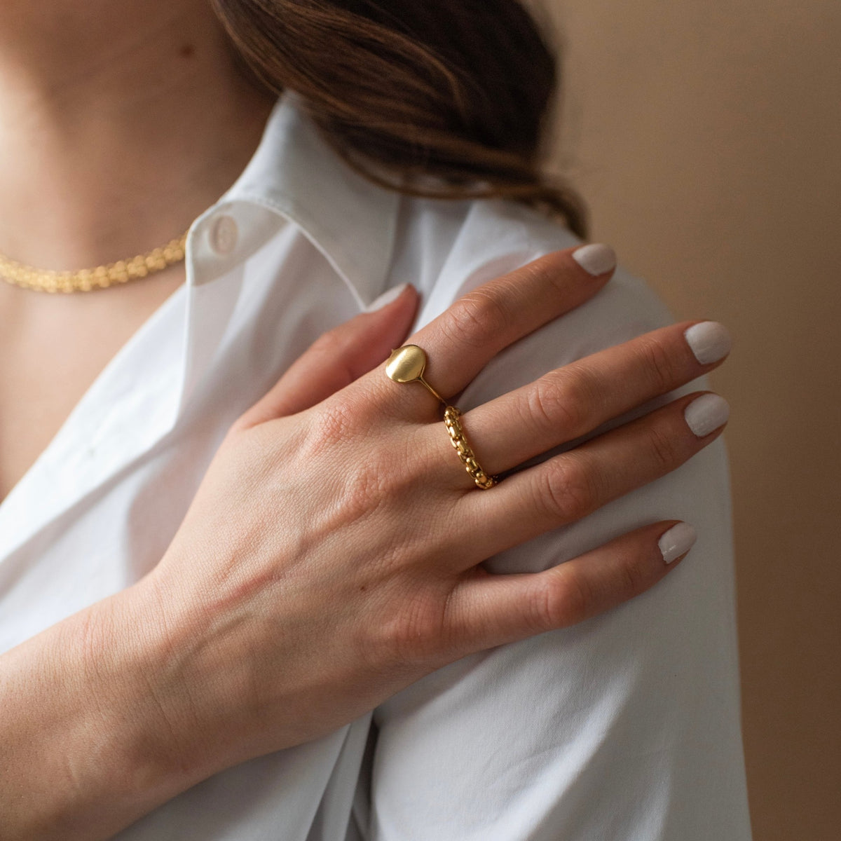 Poise Oval Signet RIng - SO PRETTY CARA COTTER