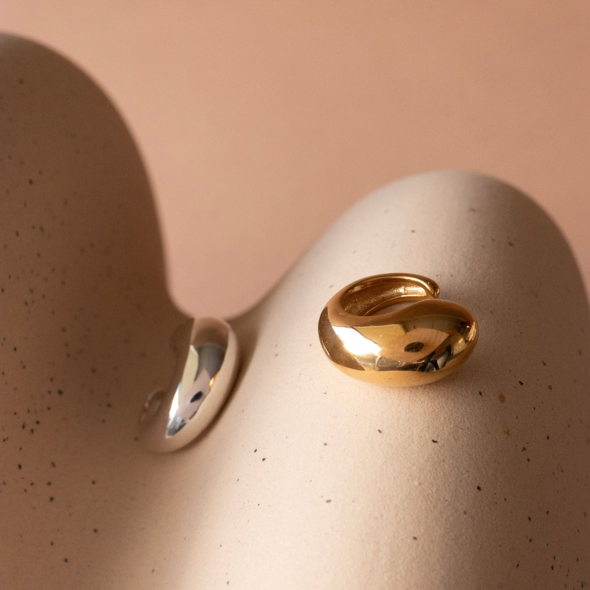 Poise Sculpted Ear Cuff - SO PRETTY CARA COTTER