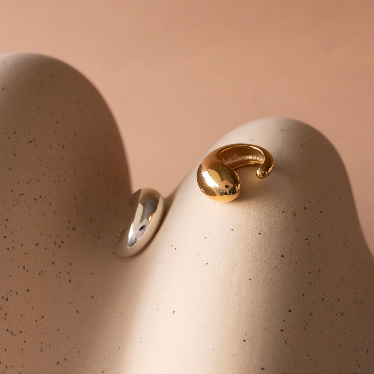 Poise Sculpted Ear Cuff - SO PRETTY CARA COTTER