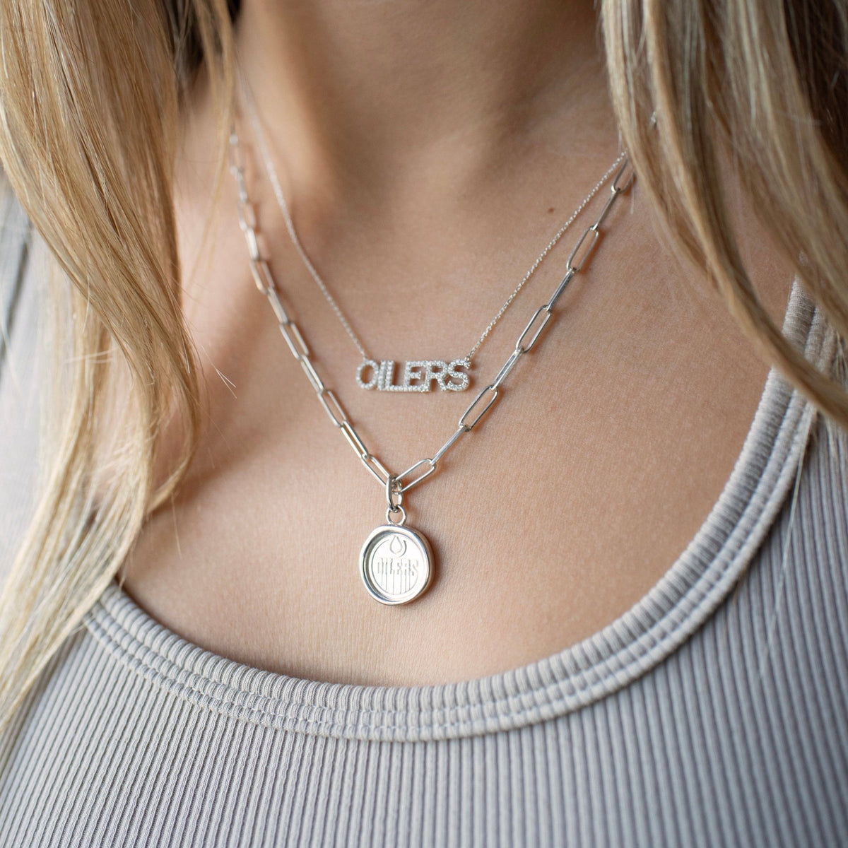 Pre - Order Edmonton Oilers Pavé Necklace - SO PRETTY CARA COTTER