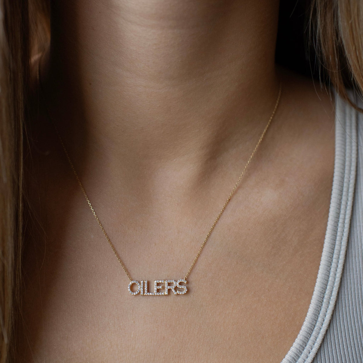 Pre - Order Edmonton Oilers Pavé Necklace - SO PRETTY CARA COTTER