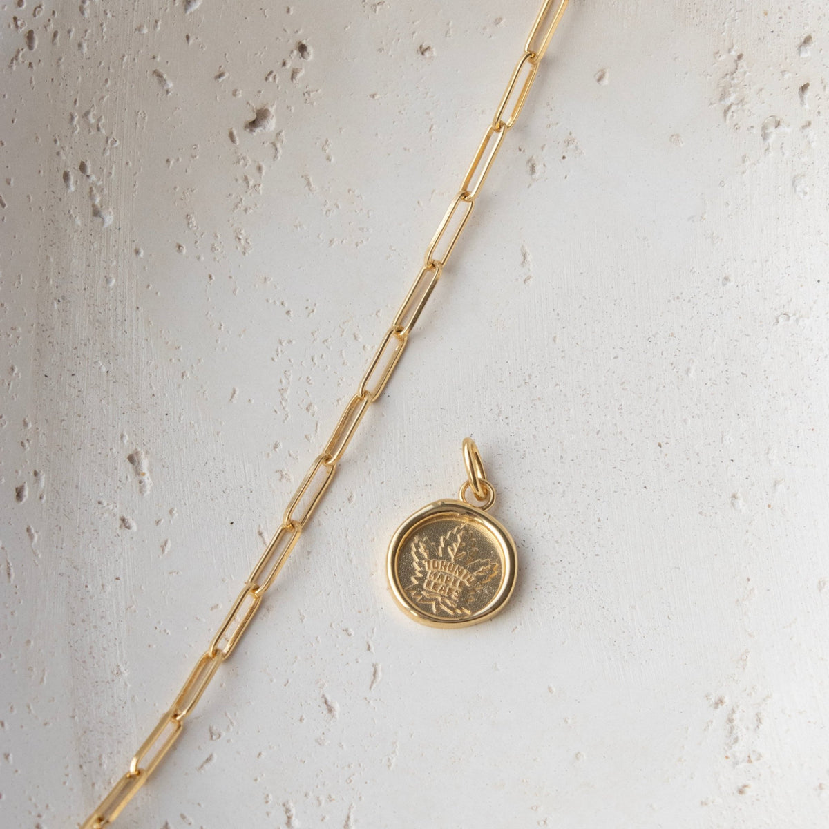 Toronto Maple Leafs Wax Seal Oval Link Pendant Necklace - SO PRETTY CARA COTTER