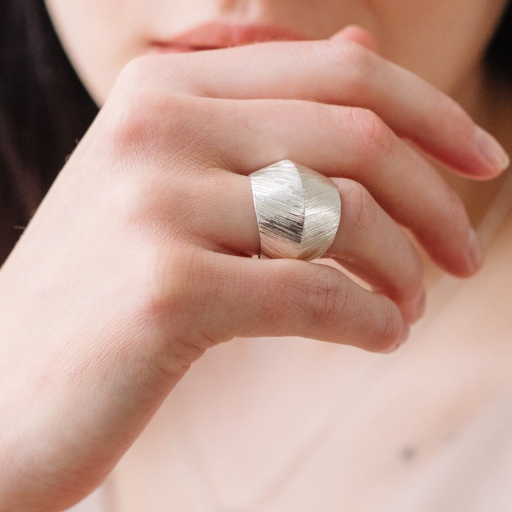 BRAVE RING - SILVER - SO PRETTY CARA COTTER