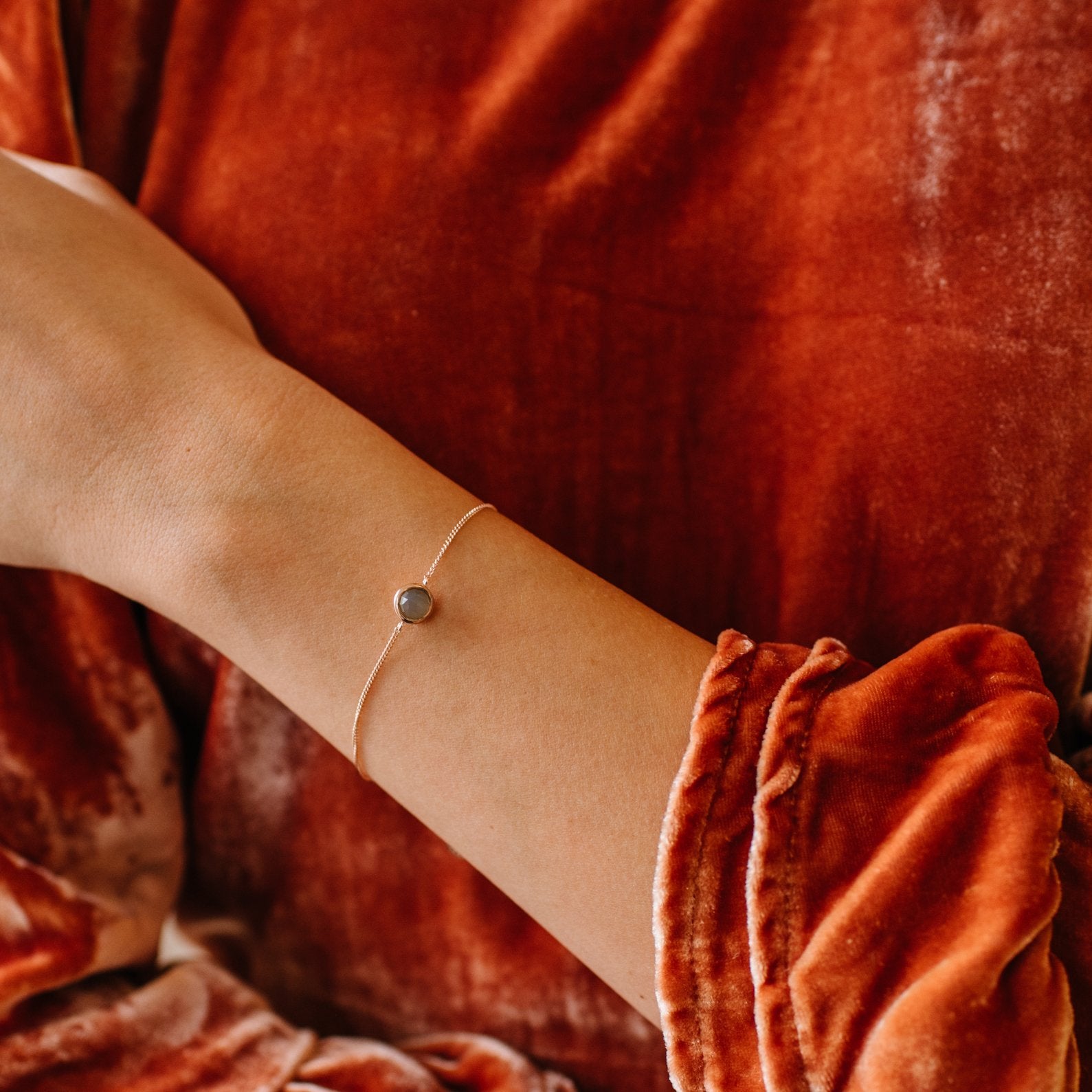 DAINTY LEGACY BRACELET - GREY MOONSTONE & ROSE GOLD - SO PRETTY CARA COTTER