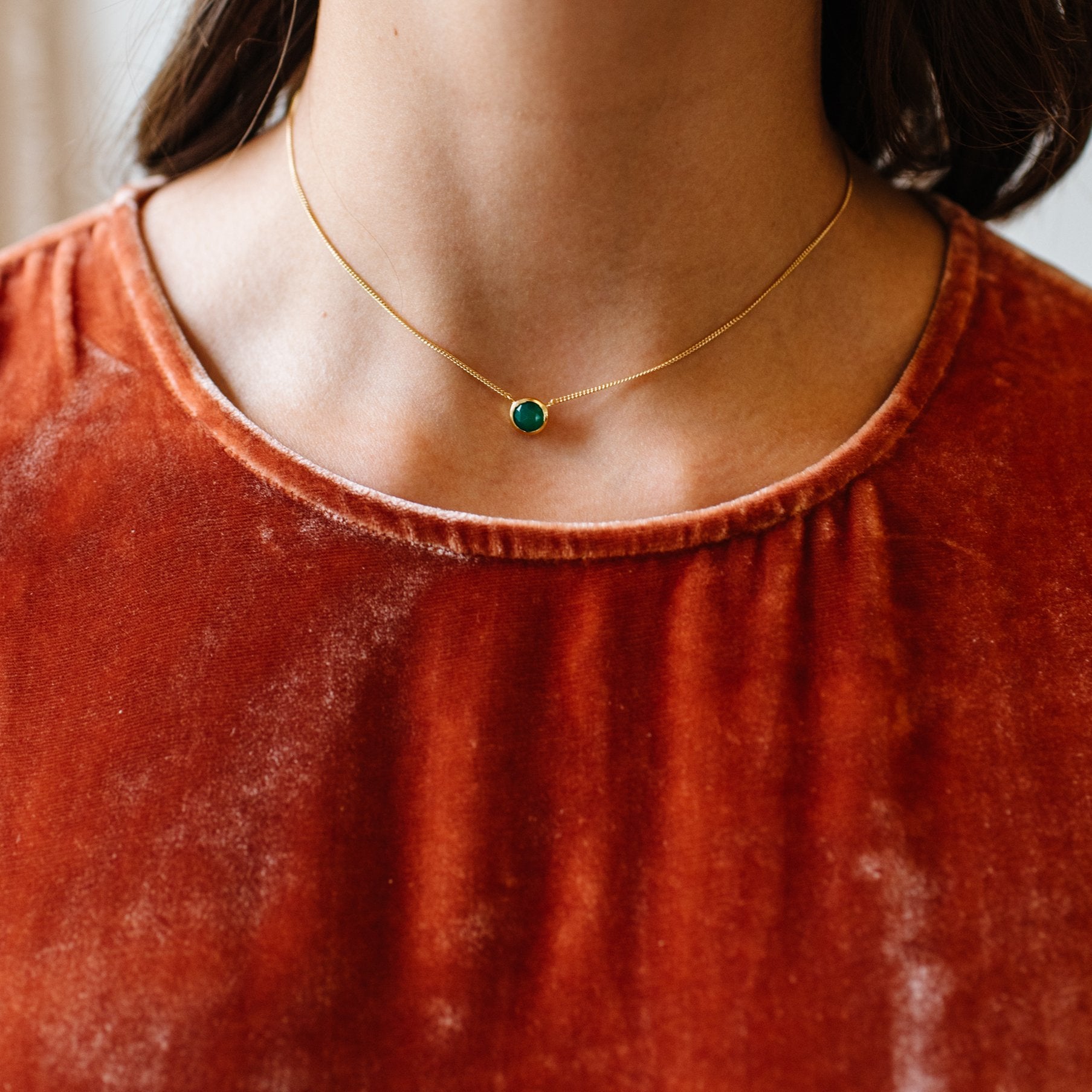 DAINTY LEGACY NECKLACE - GREEN ONYX & GOLD - SO PRETTY CARA COTTER