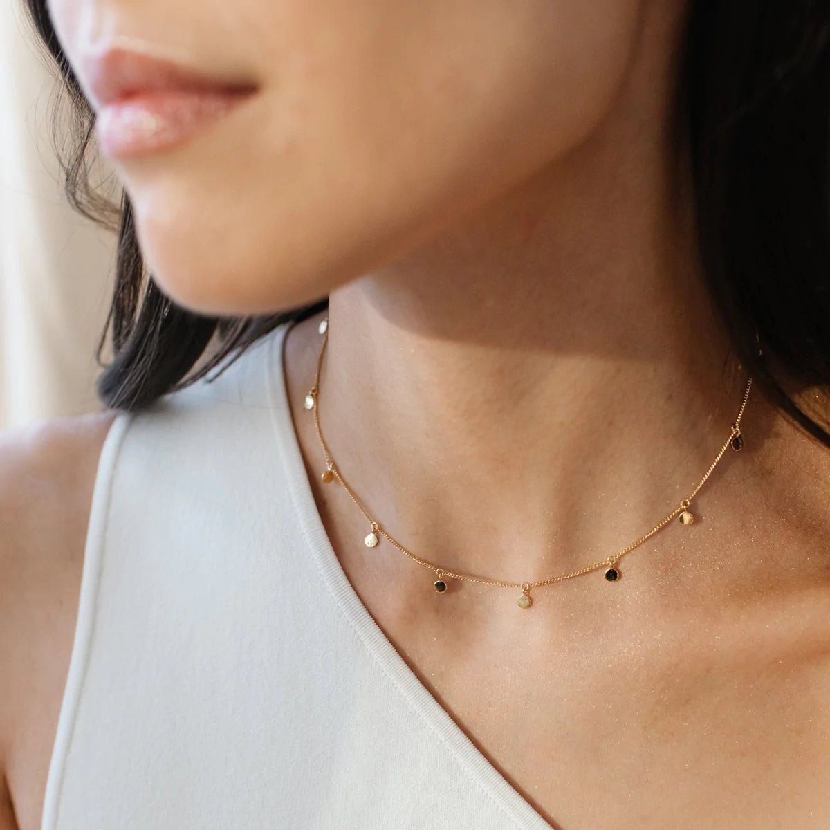 DAINTY POISE DISK NECKLACE CUBIC ZIRCONIA GOLD