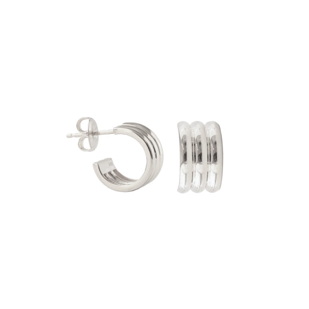 FEARLESS ARC HUGGIE HOOPS - SILVER - SO PRETTY CARA COTTER