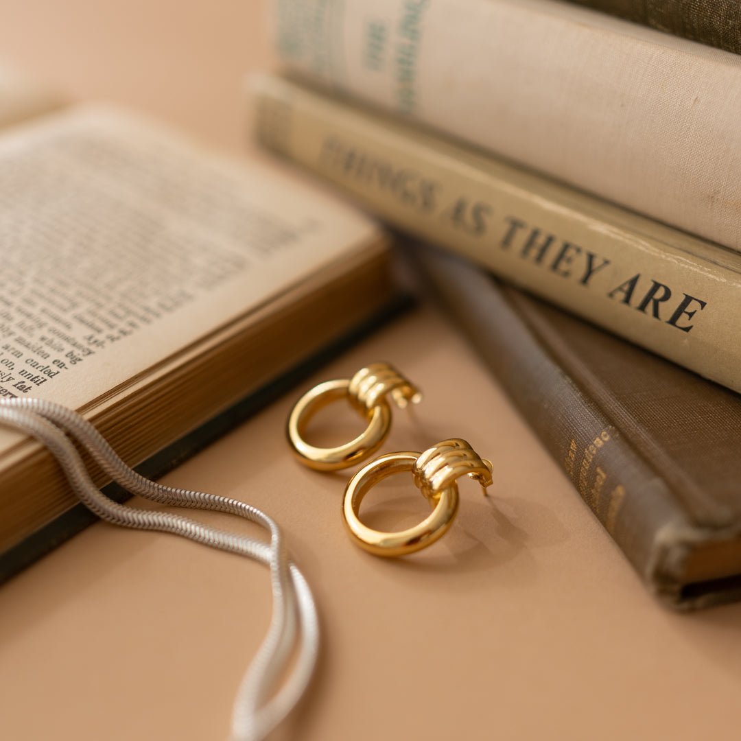 FEARLESS ARC STATEMENT HOOPS - GOLD - SO PRETTY CARA COTTER