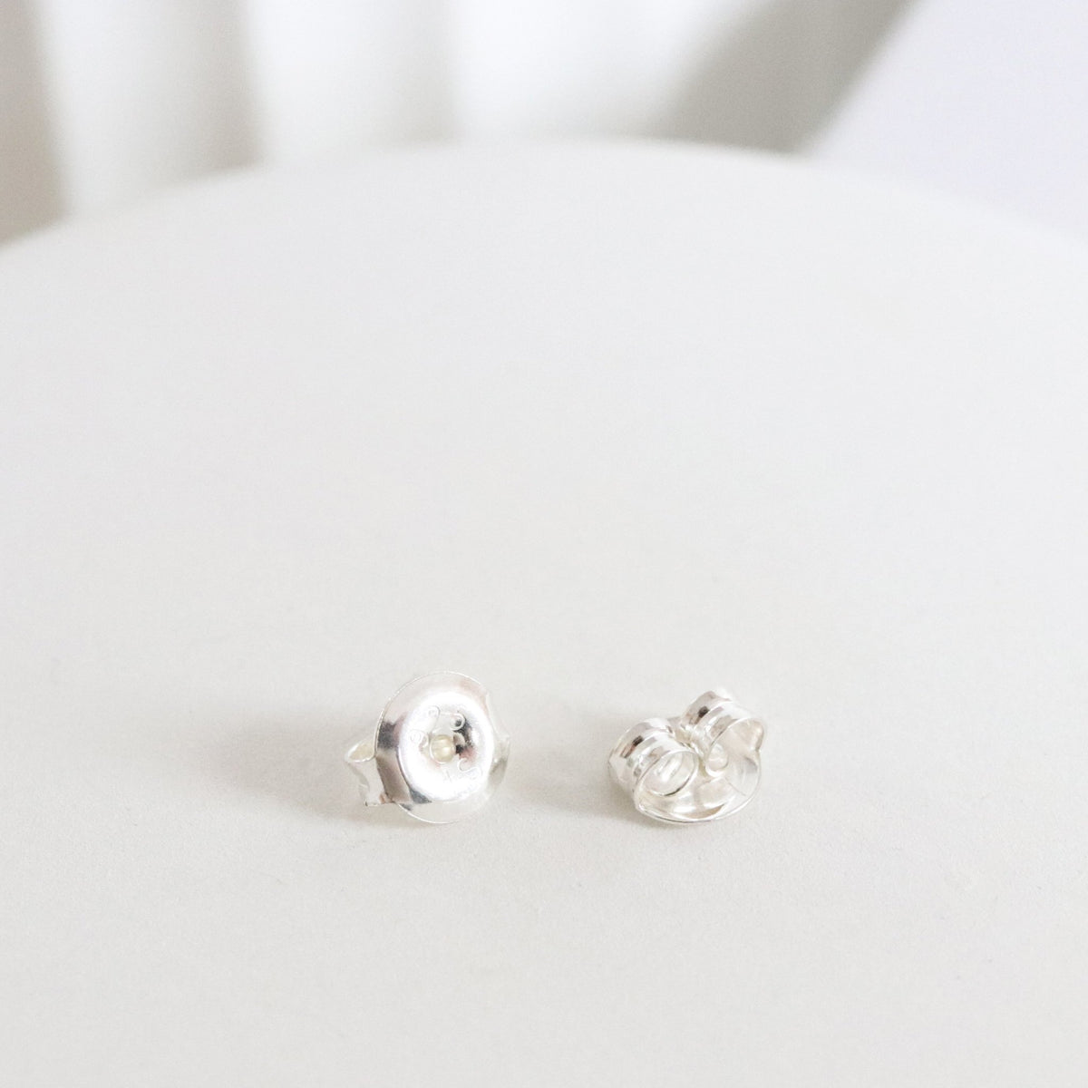 FRAICHE INSPIRE BOW STUDS - SILVER - SO PRETTY CARA COTTER