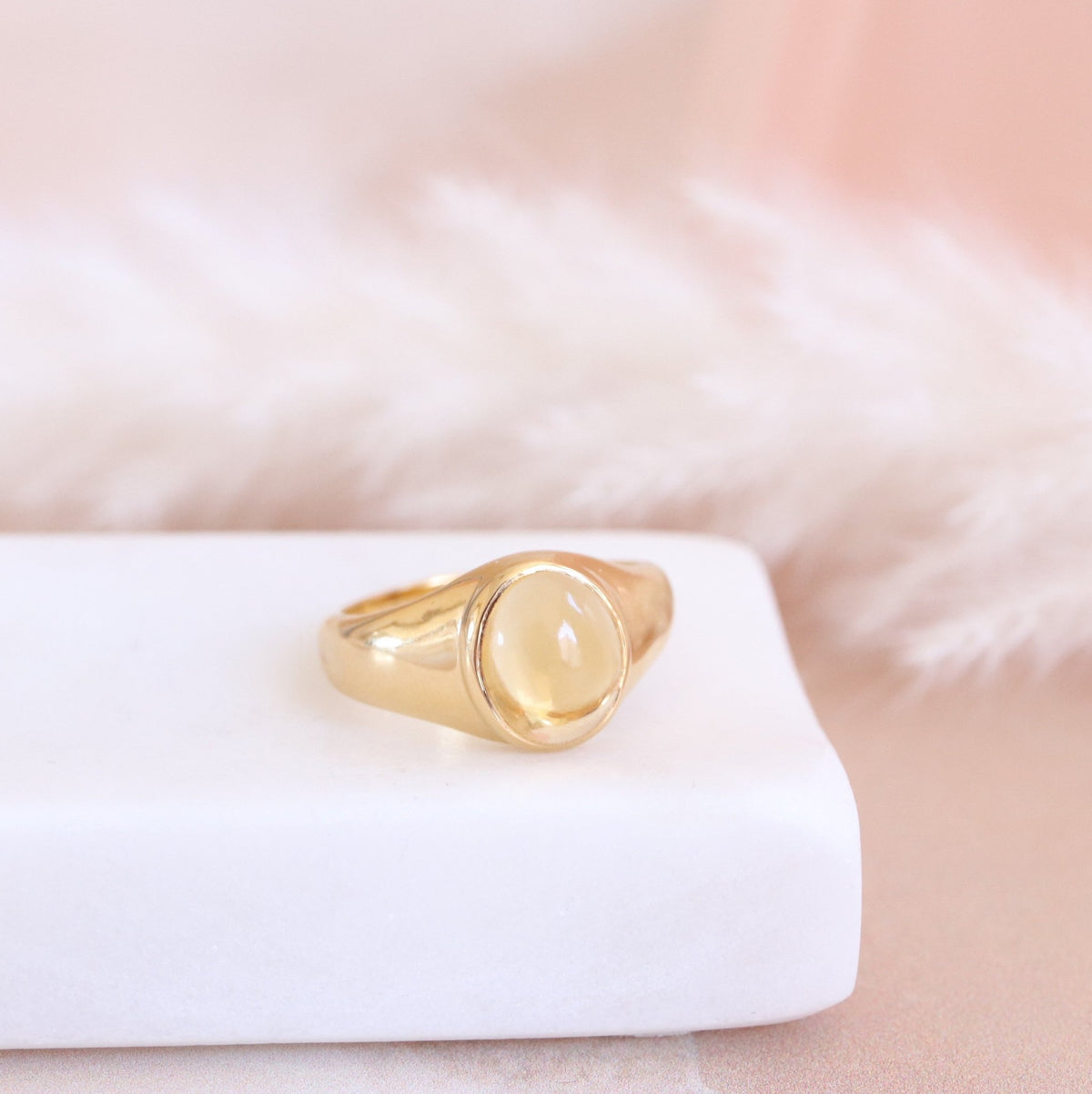 GLEE OVAL SIGNET RING - CITRINE &amp; GOLD - SO PRETTY CARA COTTER