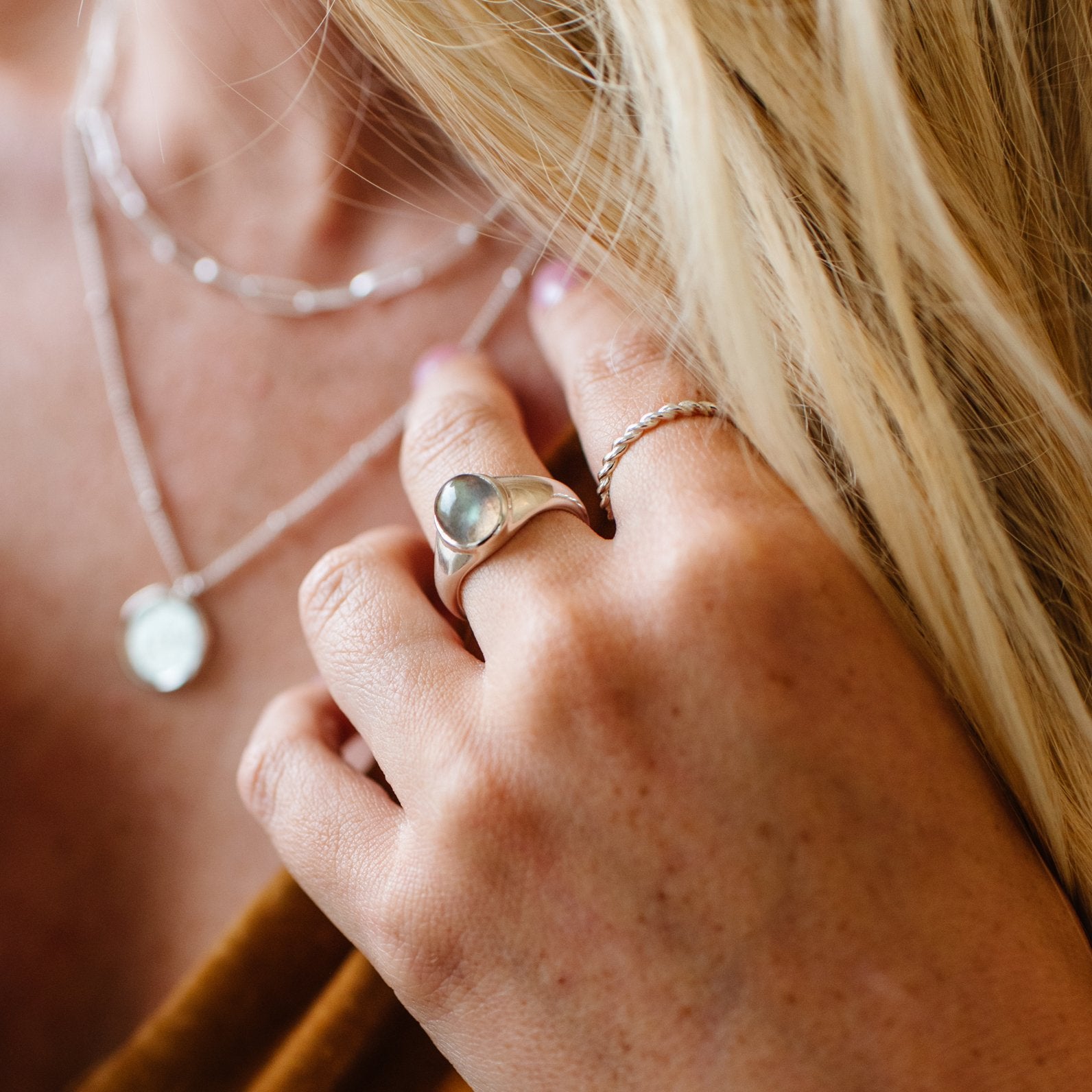 GLEE OVAL SIGNET RING - LABRADORITE & SILVER - SO PRETTY CARA COTTER