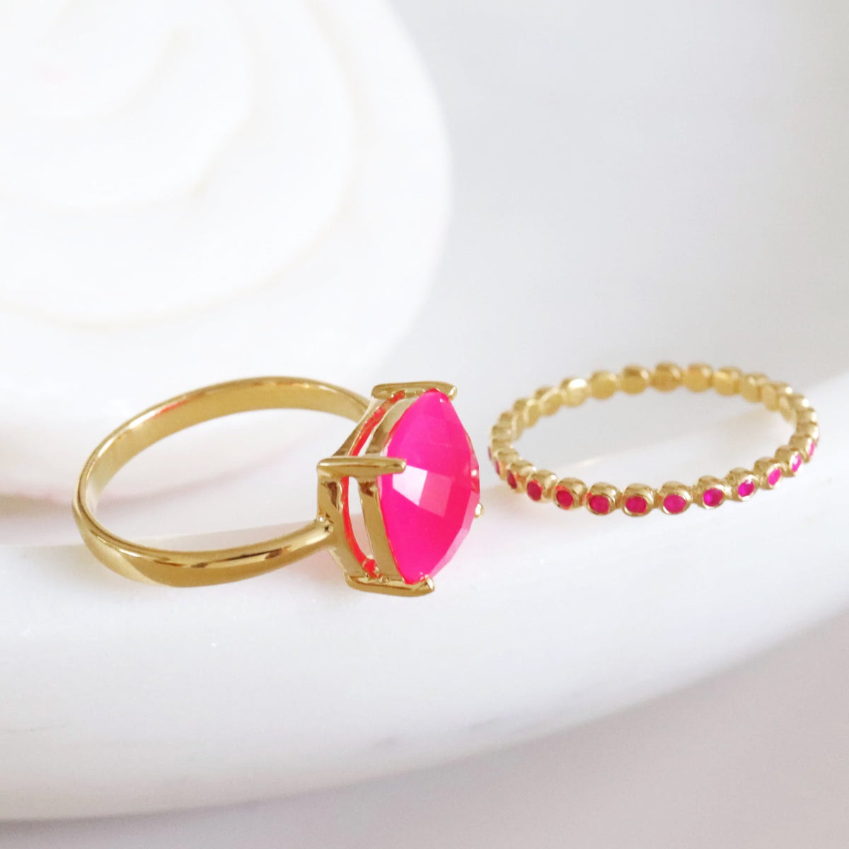 GLEE RING - HOT PINK CHALCEDONY &amp; GOLD - SO PRETTY CARA COTTER