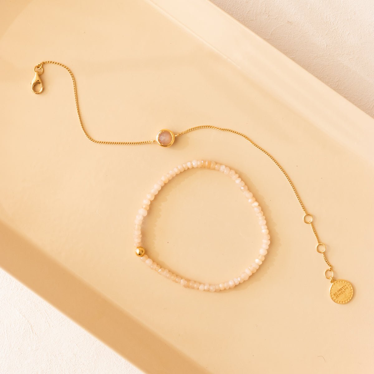 ICONIC BEADED STRETCH BRACELET - PEACH MOONSTONE &amp; GOLD - SO PRETTY CARA COTTER