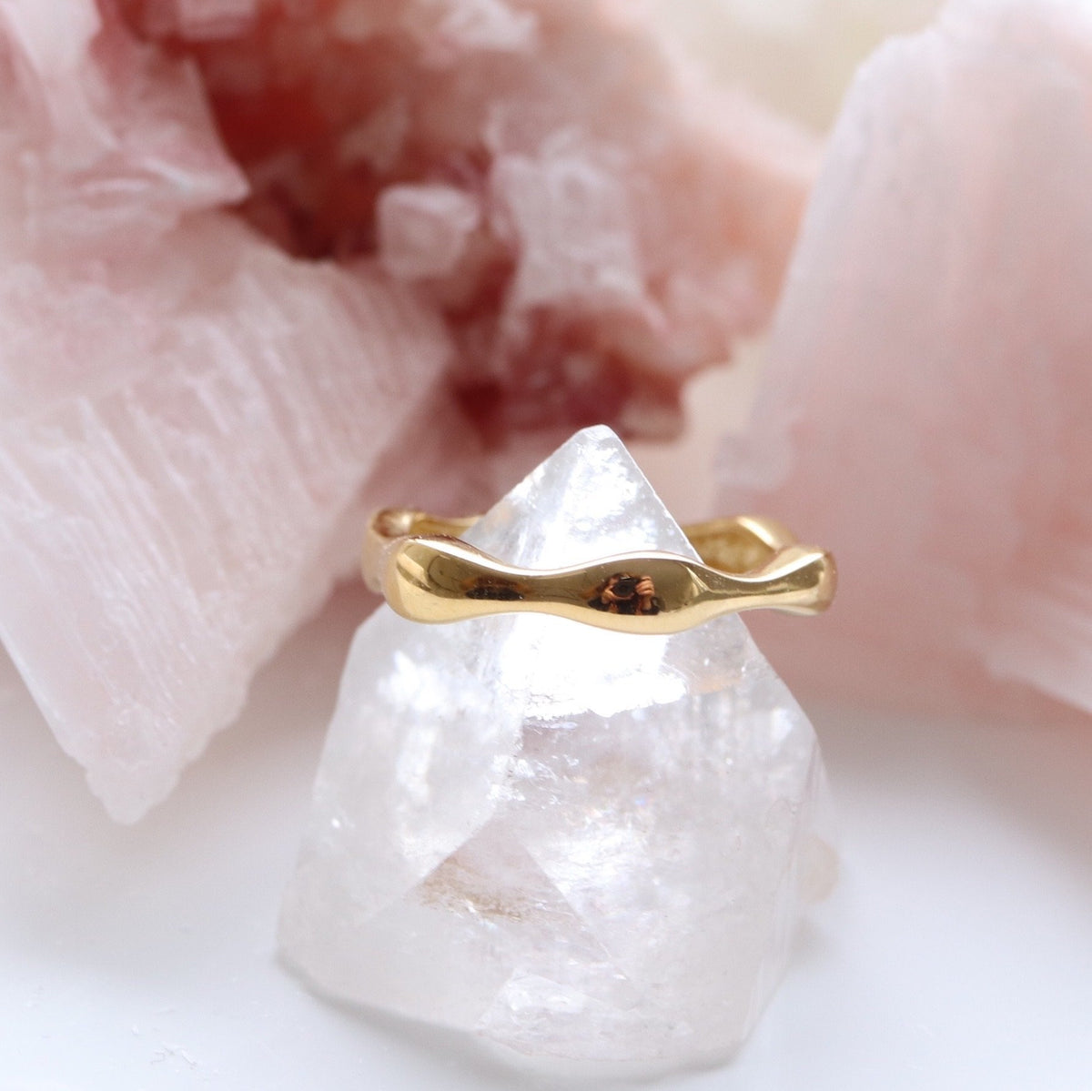 KIND BAND RING - GOLD - SO PRETTY CARA COTTER