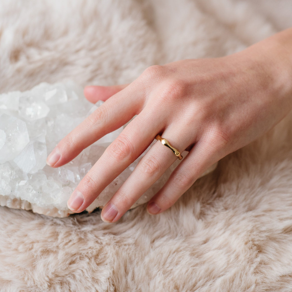KIND BAND RING - GOLD - SO PRETTY CARA COTTER