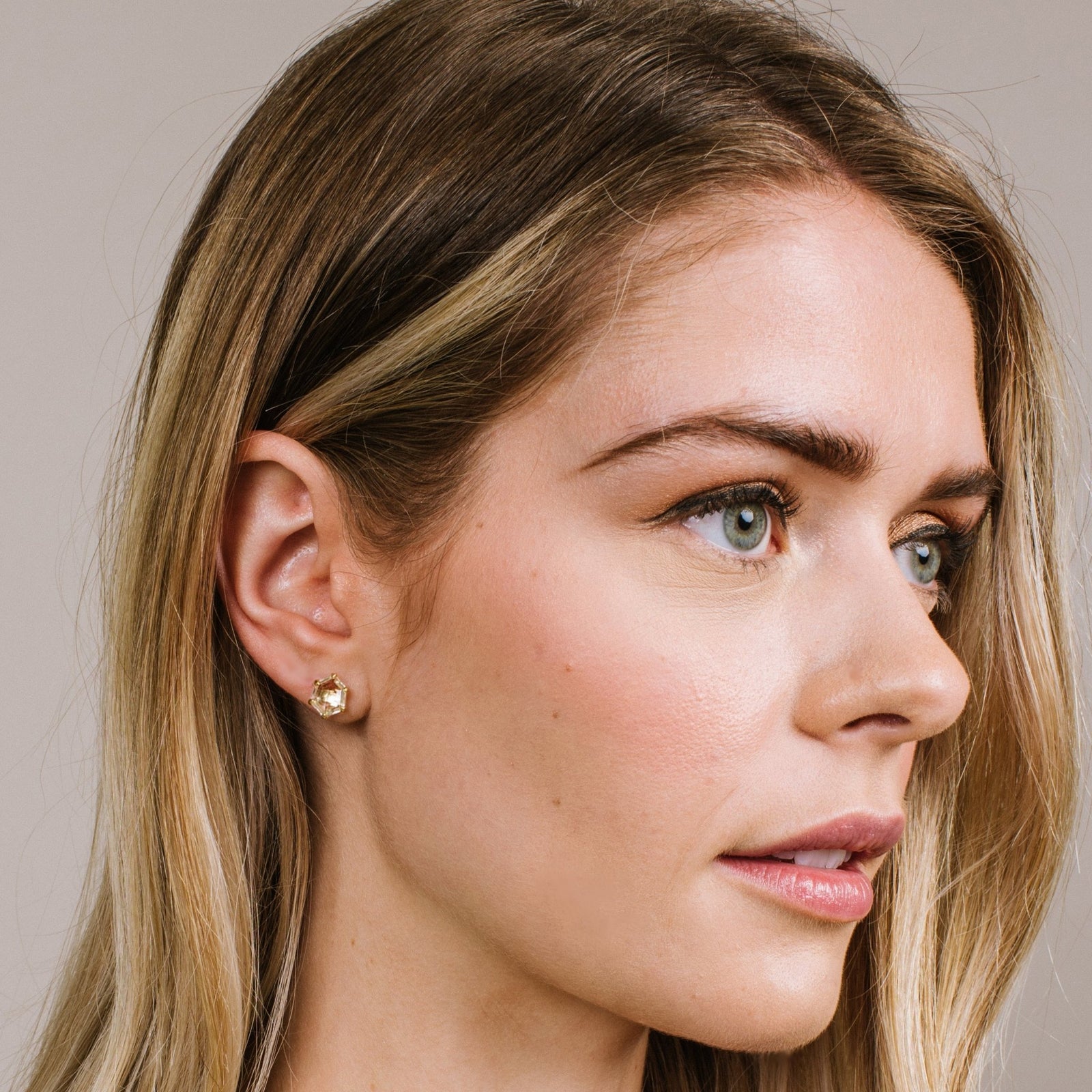 MINI HONOUR STUD EARRINGS - WHITE TOPAZ & GOLD - SO PRETTY CARA COTTER
