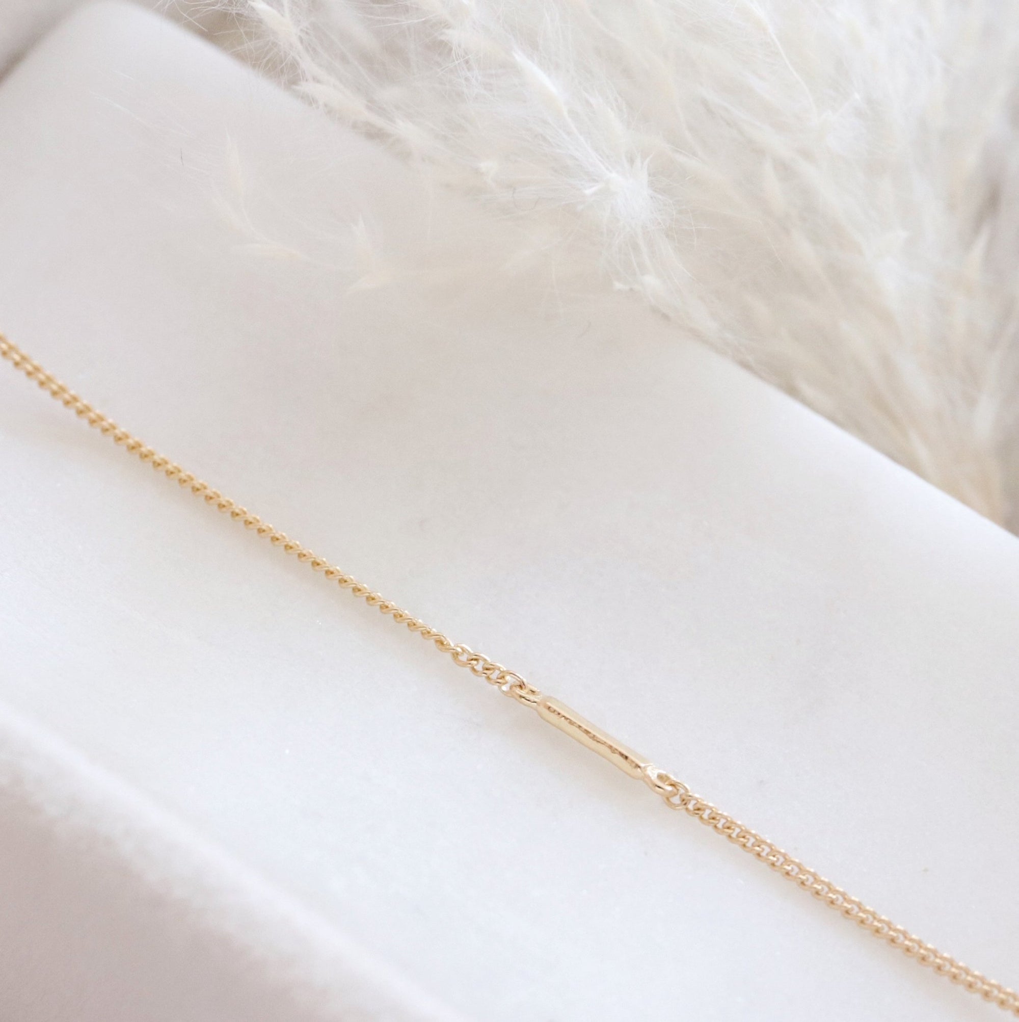 NOTABLE OFFSET INITIAL NECKLACE - I - GOLD - SO PRETTY CARA COTTER