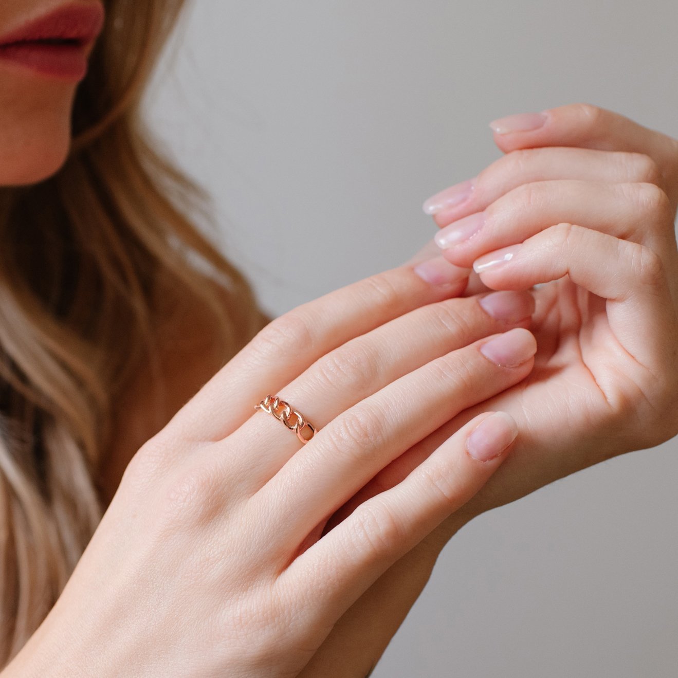POISE CABLE LINK RING - ROSE GOLD - SO PRETTY CARA COTTER