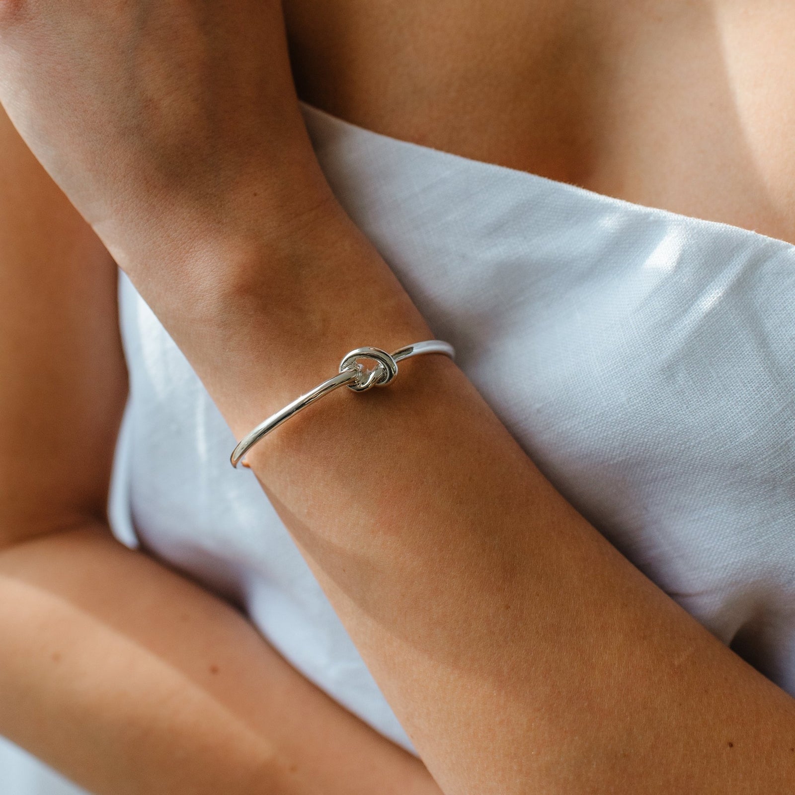 POISE KNOT CUFF - SILVER - SO PRETTY CARA COTTER