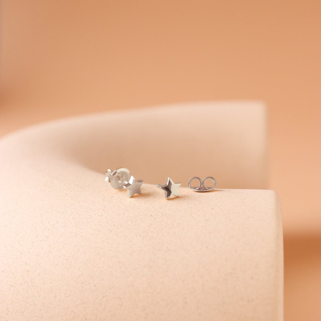 TINY POISE STAR STUDS - SILVER - SO PRETTY CARA COTTER