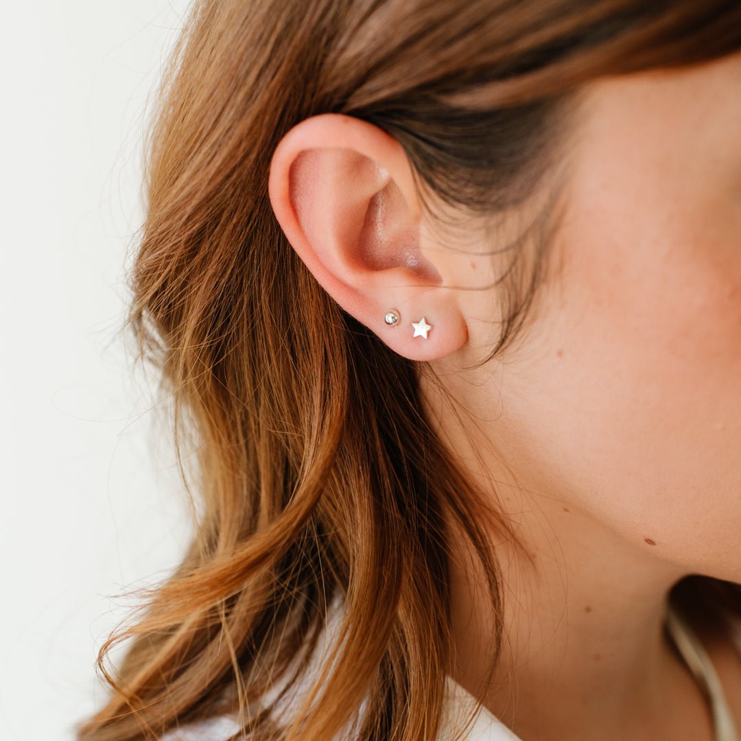 TINY POISE STAR STUDS - SILVER - SO PRETTY CARA COTTER